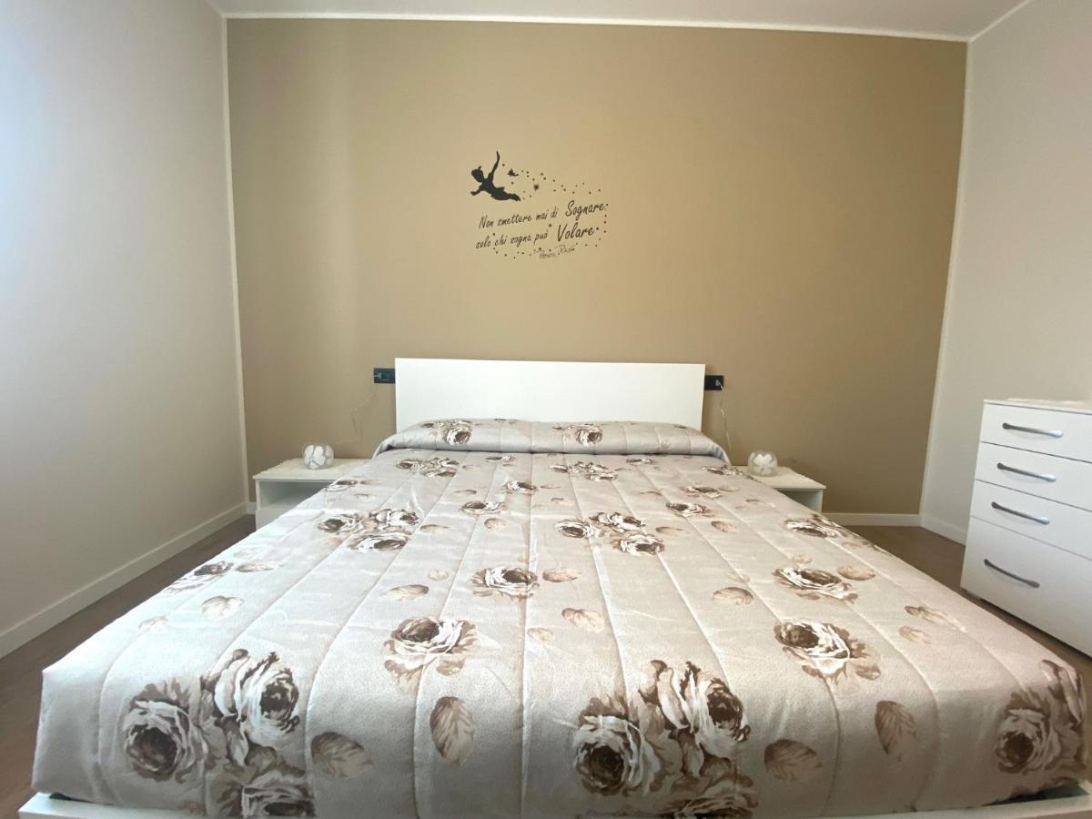 Mountains And Lake Como Apartments 瓦尔博若纳 外观 照片